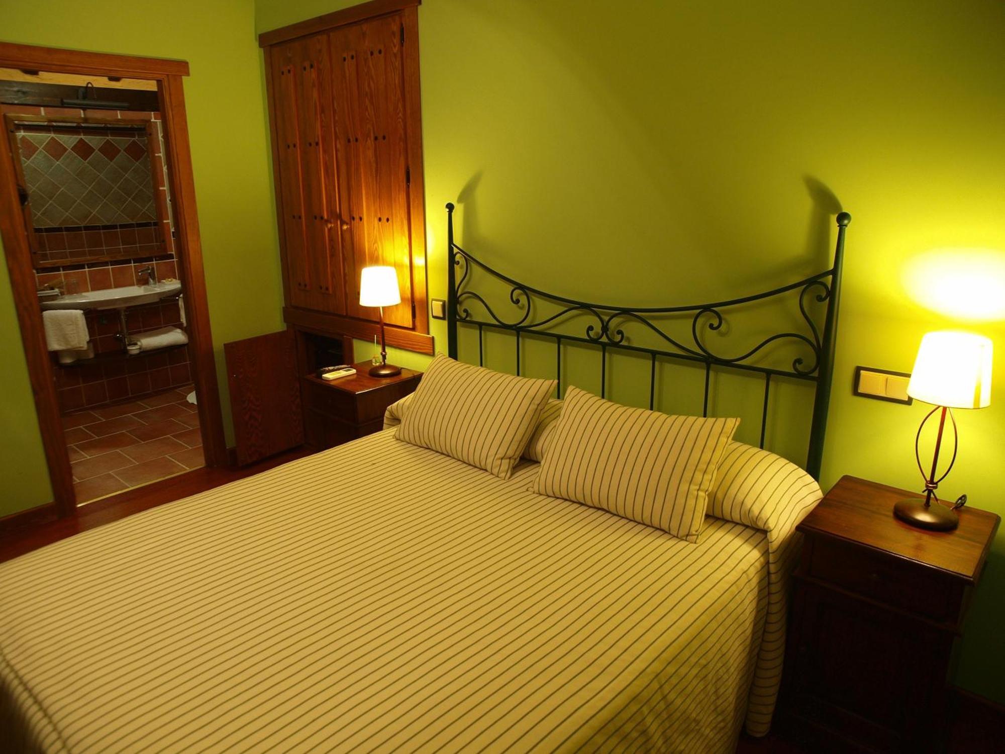 Hostal El Cerro - Only Adults Pedro Bernardo Exterior photo